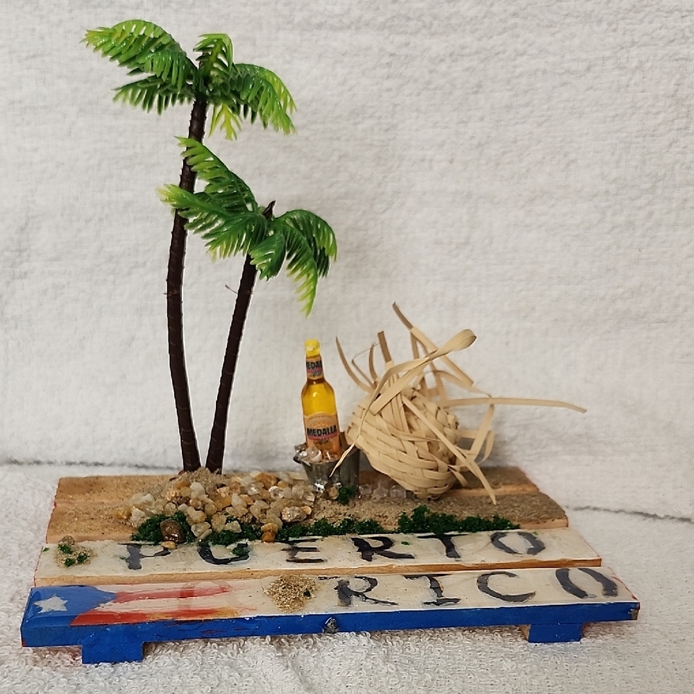 Puerto Rico Souvenir with Palm Trees and Bottle Pava, Real Sand From Puerto Rico